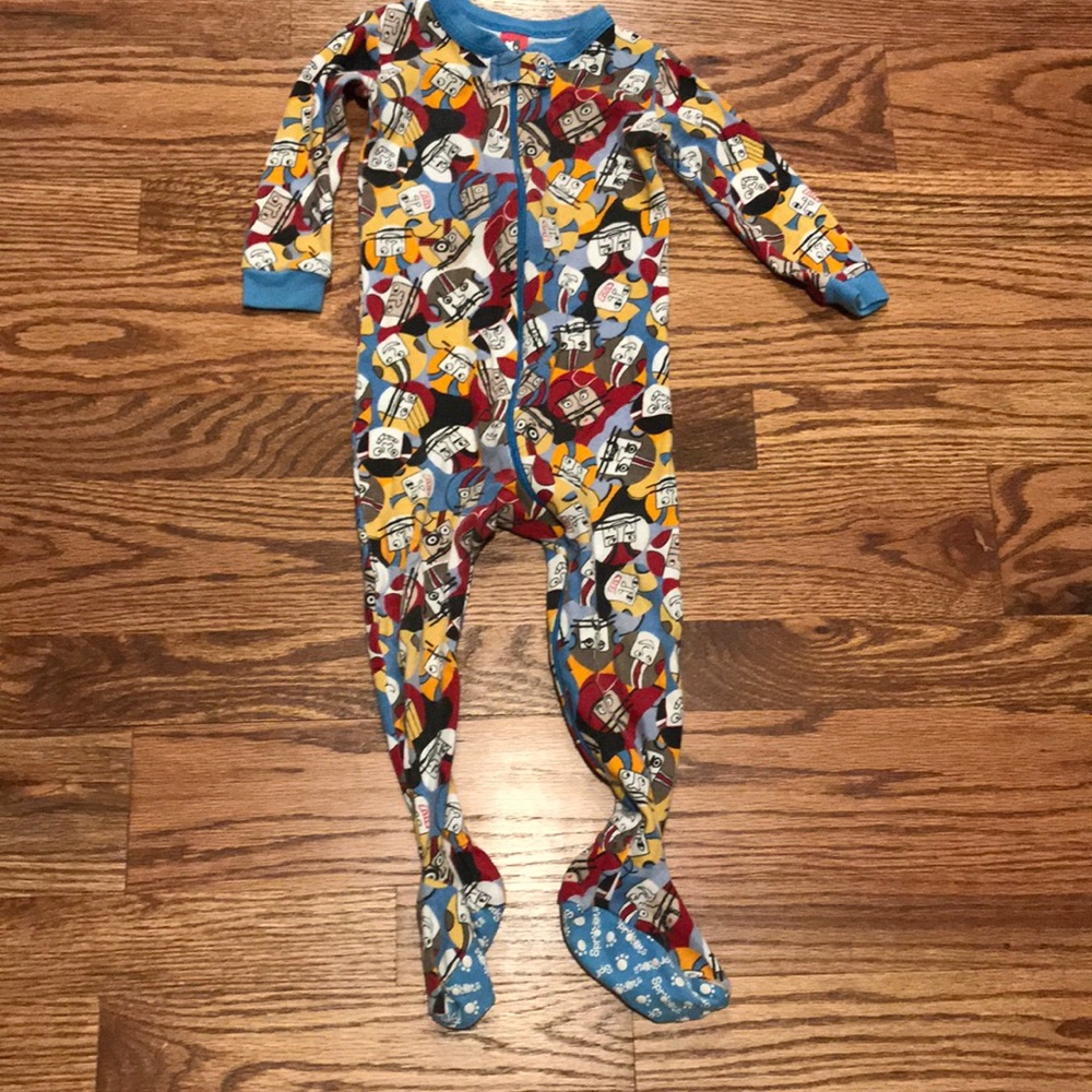 Sprocket Zippered Sleeper, size 12-18 Months
